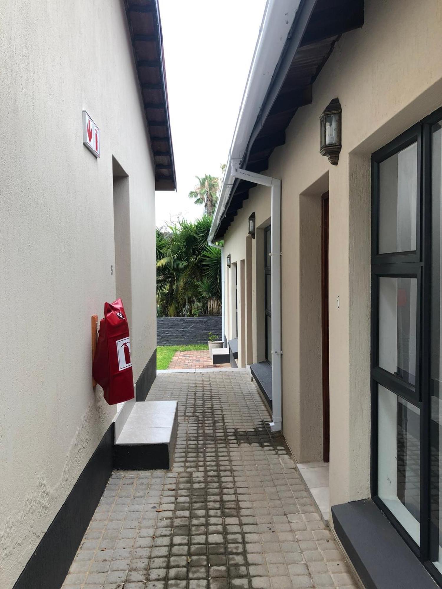 Spring Acres Guesthouse Mbombela Bagian luar foto